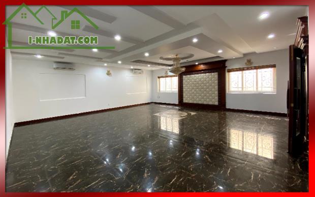 VĂN PHÒNG KHU K300 – GIÁ MỀM CHỈ 10 TRIỆU/THÁNG - Công sở mê mệt