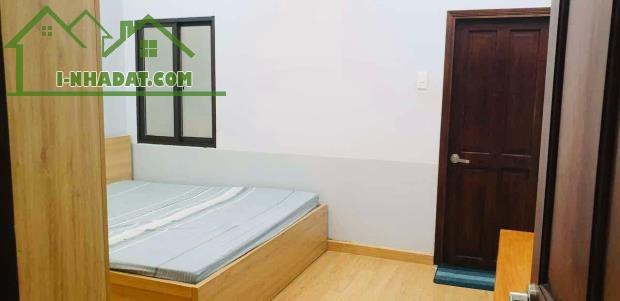 Bán nhà Nguyễn Thị Thập Quận 7 - 50m2 ngang 4m - 5PN - sổ vuông - nhỉnh 8.x Tỷ TL - 2