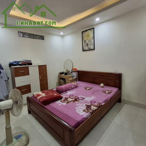 NHÀ 3 TẦNG ĐẸP ĐẤT 78M2 – 4 NGỦ Ở NGAY – Ô TÔ ĐỖ CỬA – KIỆT 5M THÔNG TỨ TUNG 4.65 TỶ - 1