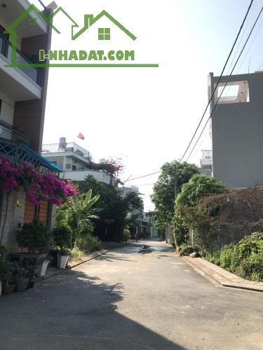 NHÀ ĐẸP ĐƯỜNG LÃ XUÂN OẢI , THỦ ĐỨC – DT 55m² , KIẾN TRÚC XÂY DỰNG HIỆN ĐẠI,NHỈNH 4 TỶ - 1