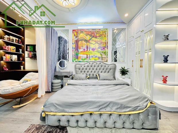CHỦ MÓT BÁN NÊN GIẢM CHÀO- HAI BÀ TRƯNG-  NGÕ Ô TÔ -43M x 4 T, MT4.3M, NHỈNH 10 TỶ - 2
