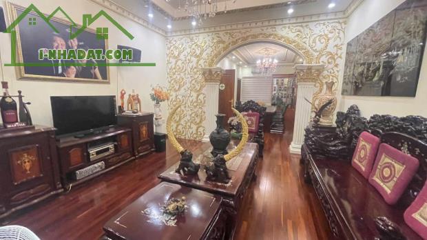 CẦN BÁN GẤP DINH THỰ 2 MT Khu VIP Quận 11. - 3