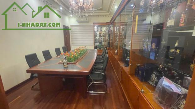 CẦN BÁN GẤP DINH THỰ 2 MT Khu VIP Quận 11. - 5