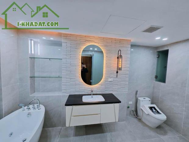 🔥 CHƯA ĐẾN 30 TỶ – SỞ HỮU NGAY “CĂN NHÀ HOA HẬU” VIEW HỒ ĐẲNG CẤP TẠI LONG BIÊN! 🔥 🏡 Di