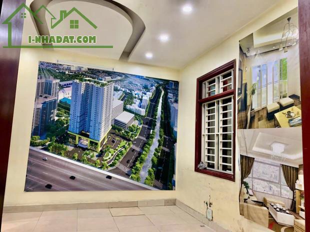 Cho thuê nhà tầng 1 Biệt Thự Pháp Vân 120m2, 2 ngủ, VP Trung tâm, Công ty 15 Triệu - 2