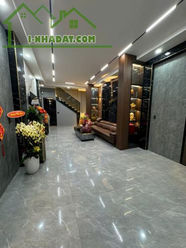 Bán Nhà Góc 2 Mặt Tiền Hẻm Đường Lạc Long Quân Quận Tân Bình - 2