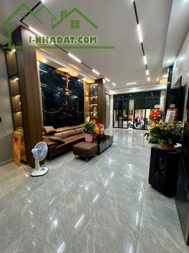 Bán Nhà Góc 2 Mặt Tiền Hẻm Đường Lạc Long Quân Quận Tân Bình - 4