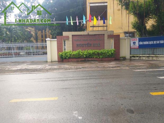 530m2 Đất, Đường 6m Đẹp Hàng Xóm Vinhome Q9, Giá 39tr/m2 tl, Đầu Tư Tốt Dê Ra Hàng - 2