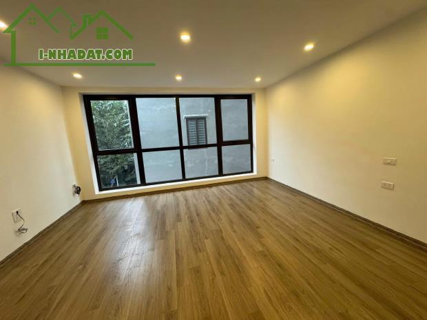 🔥 CỰC PHẨM ĐÀM QUANG TRUNG – CỔ LINH THANG MÁY – GARA – 9,25 TỶ! - 2