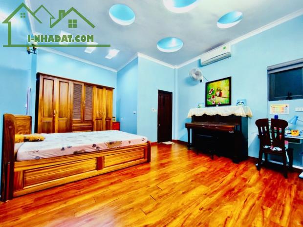 BÁN NHÀ PHỐ VĂN QUÁN HÀ ĐÔNG, NHÀ DÂN XÂY ĐẸP NỨC NỞ, NGÕA THOÁNG GẦN Ô TÔ_DT:48M_GIÁ:9 TỶ - 4