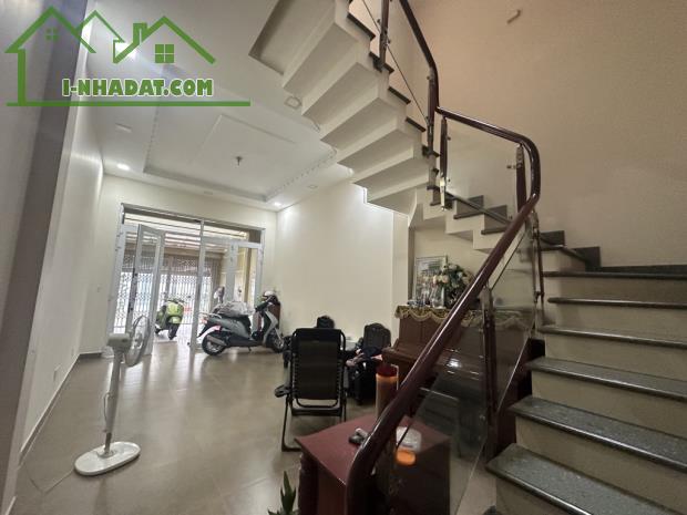 Bán gấp nhà MT Nguyễn Văn Tố - 108m2, 3 lầu, chỉ 15 tỷ – rẻ thế này không mua thì tiếc! - 1