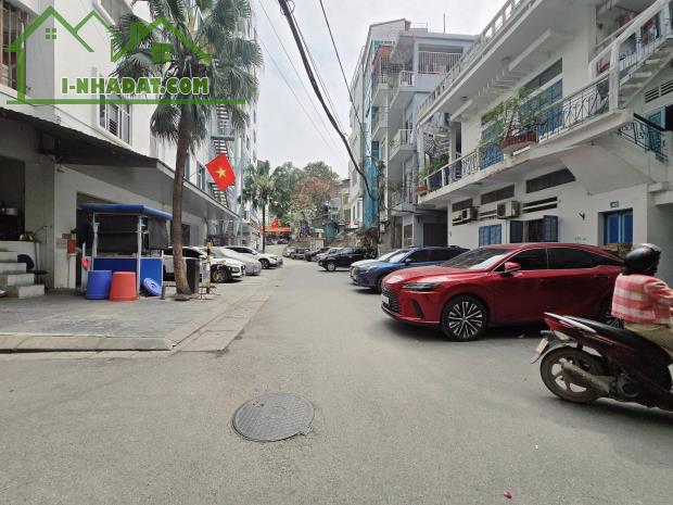 BÁN NHÀ KIM MÃ-BA ĐÌNH-5T-MT4.5-13.8TY.
LH: 0982.769.586 - 4