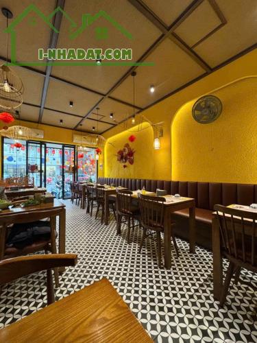 NHÀ MẶT PHỐ LÊ VĂN LINH - HOÀN KIẾM - 49M2 - 5 TẦNG - MT: 4,15M - VỈA HÈ RỘNG VIP SIÊU HIẾ