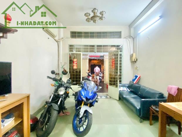 BÁN NHÀ MẶT TIỀN Khuông Việt, Tân Phú 4 tầng 72m2 (4x18). Kinh doanh đỉnh. Giá chỉ 12,6 tỷ - 1
