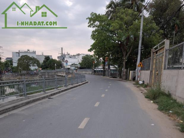 Đất HXT An Phú Đông 9 Q12, 1217m2, 5.3x69m chỉ 2x tỷ - 4