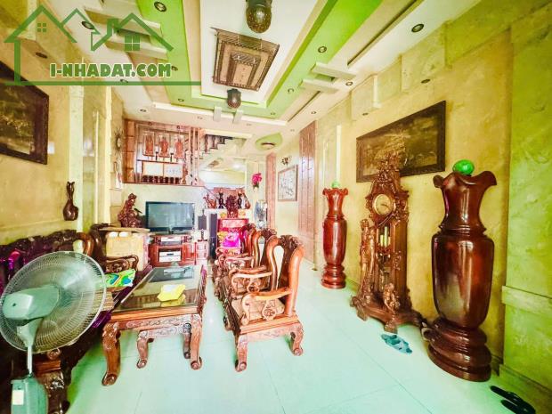 Bán nhà Măt tiền Hoàng Xuân Nhị - ngay Âu Cơ, DT: 5x20m, 4 Tầng - 5PN, chào 13.99 tỷ - 4