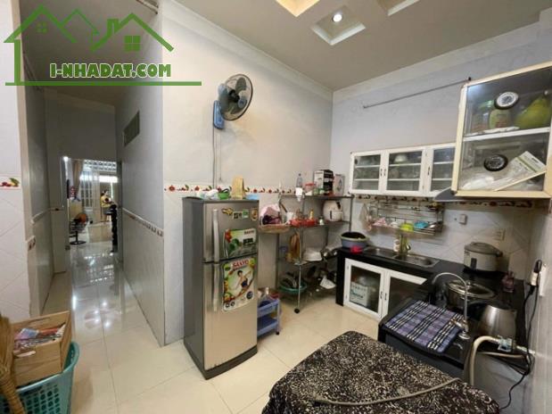 Bình tân, gần xa lộ đại hành, 2 lầu ở liền, hẻm ô tô, 65m2, 5 tỷ (thương lượng) - 1
