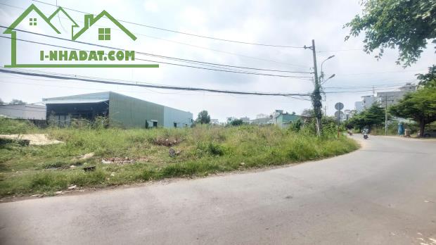 Gia đình tôi cần bán 6.824 m2 đất thổ cư Quận 9 - 3