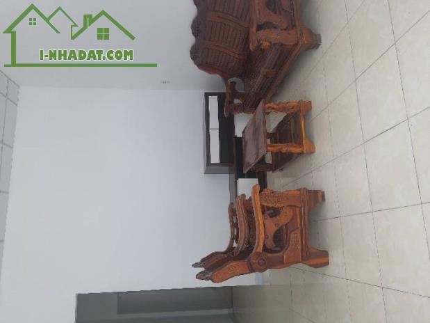 HOT HOT HOT , MẶT TIỀN ĐƯỜNG NỞ HẬU., KINH DOANH SẦM UẤT , LONG TRƯỜNG 80m2 CHỈ 5,2 TỶ .,