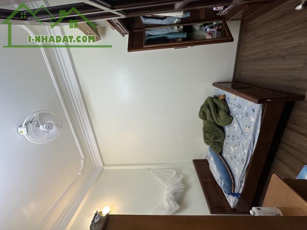 Nhà đẹp dân xây Nguyễn Khánh Toàn 32m 4 tầng mặt tiền 4m giá hơn 7 TỶ