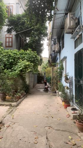 🏡 BÁN ĐẤT THUÝ LĨNH - HOÀNG MAI 	•	Diện tích: 76m² 	•	Giá: 7 Tỷ 	•