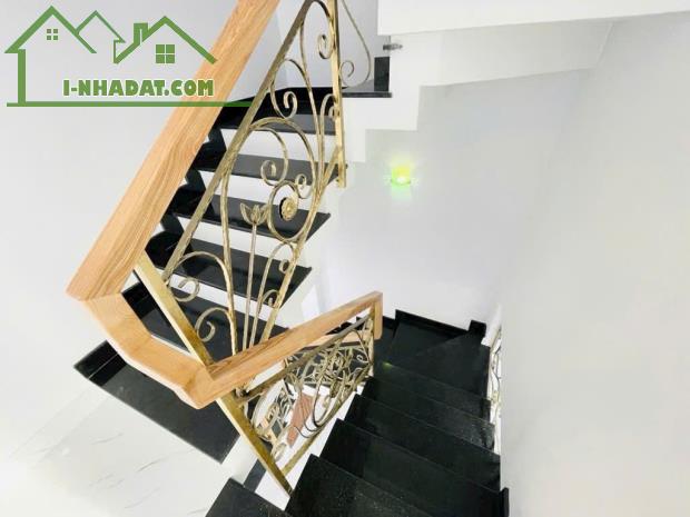 CĂN GỐC ĐƯỜNG NỘI BỘ CÔNG VIÊN BÔNG SAO QUẬN 8 NHĨNH 9 - 2