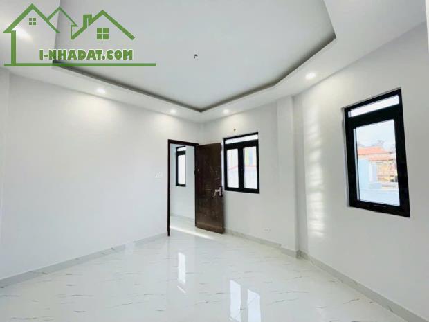 CĂN GỐC ĐƯỜNG NỘI BỘ CÔNG VIÊN BÔNG SAO QUẬN 8 NHĨNH 9 - 3