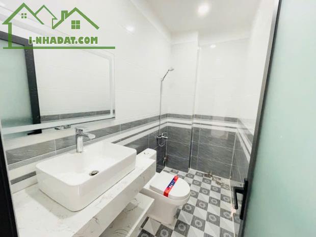 CĂN GỐC ĐƯỜNG NỘI BỘ CÔNG VIÊN BÔNG SAO QUẬN 8 NHĨNH 9 - 4