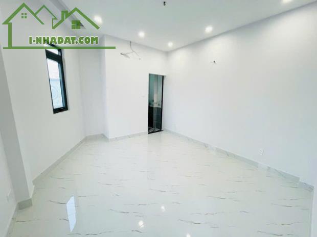 CĂN GỐC ĐƯỜNG NỘI BỘ CÔNG VIÊN BÔNG SAO QUẬN 8 NHĨNH 9 - 5