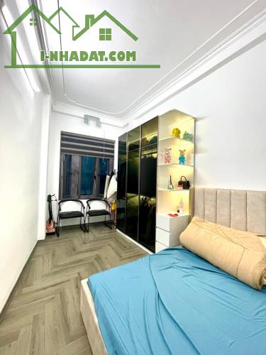 Lô góc - Vạn Phúc ,gần phố,ngõ nông, thang máy , nhà mới, dt 35m2*5 tầng, giá 8,6 tỷ - 2