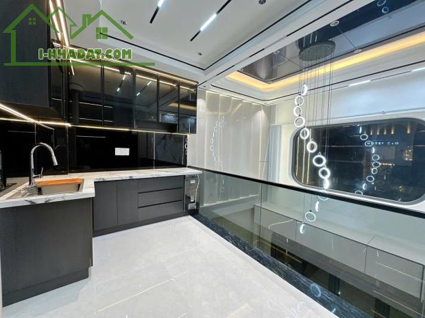 Nhà MTKD ngay Quang Trung 90m2 ngang 5.4m 8 tầng có T.máy tặng NT 10.5  tỷ. - 2