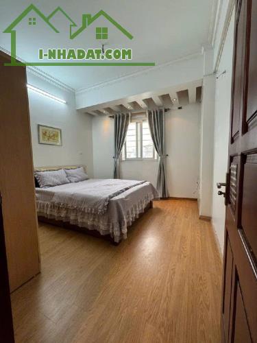 Bán gấp căn hộ 3PN, 2WC, 110m2 tại Mỹ Đình 1 - 3