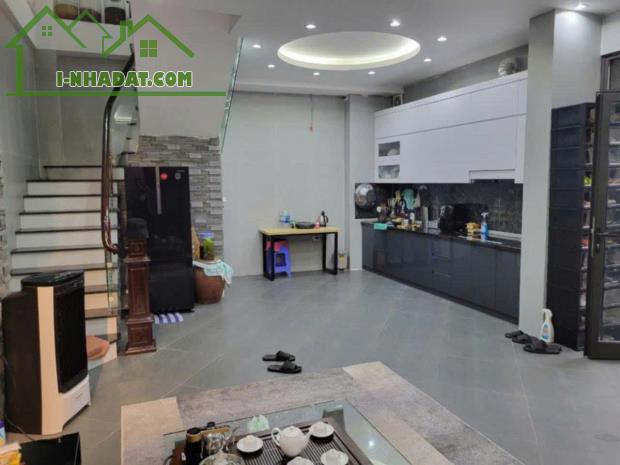 SIÊU PHẨM BẠCH MAI - 5 TẦNG x 55M THÔNG SÀN, 3 BƯỚC RA PHỐ, MẶT TIỀN 8M KINH DOANH - GIÁ - 1