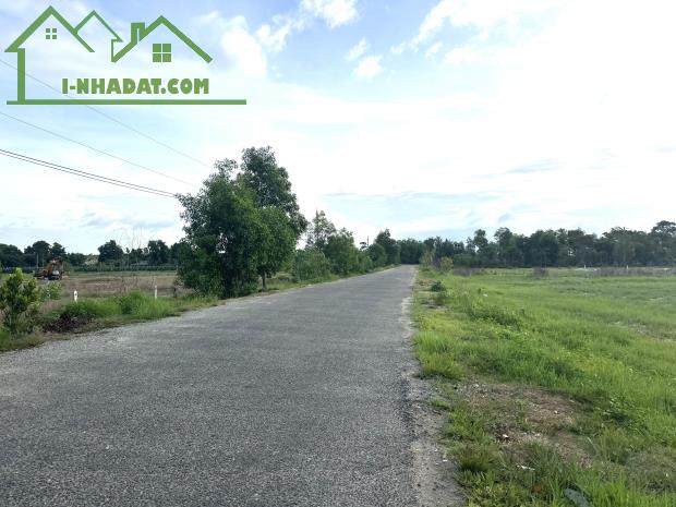 Đất  Ngợp gần biển đường Hồ Tùng Mậu xã Tân Tiến Thị xã Lagi cách biển 1,5 km - 3
