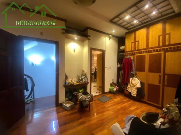 MẶT TIỀN LỚN - DIỆN TÍCH TO 1 NHÀ MẶT PHỐ -  TRUNG TÂM QUẬN  VĂN HÓA CHÍNH TRỊ CỦA CẢ NƯỚC - 1