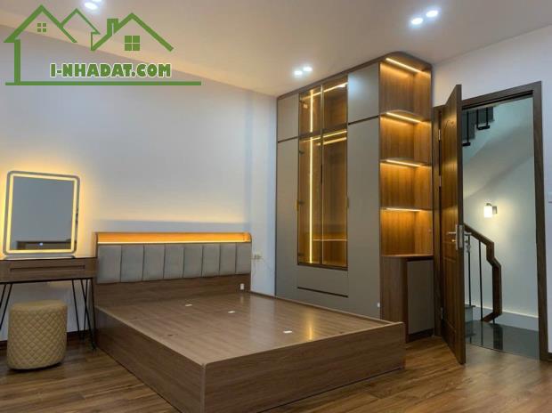 BÁN GẤP 🏠 NHÀ ĐẸP THƯỢNG THANH -LONG BIÊN 30M2 x MT 4.8m, TẶNG NỘI THẤT, Ở NGAY 💸 5.35T