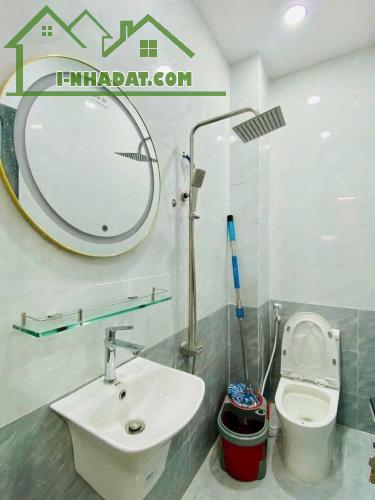 Nhà Mới Xây Full Thổ Cư 100% Kkênh Mương Lệ,Bình Hưng Hòa B,Quận Bình Tân, Diện Tích 32m2.