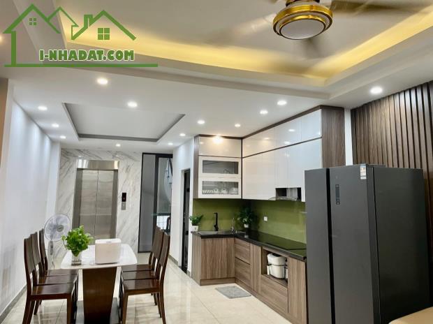 BÁN NHÀ PHỐ LÊ VĂN HIẾN - 2 MẶT THOÁNG - KHÔNG QUY HOẠCH - 3