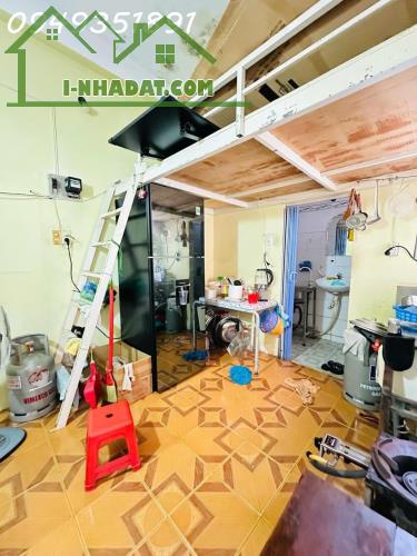 NHÀ MẶT TIỀN KINH DOANH BÌNH THẠNH 180M2 NGANG 6M 2TẦNG 12PN SHR HOÀN CÔNG ĐỦ GIÁ 23TỶ - 1