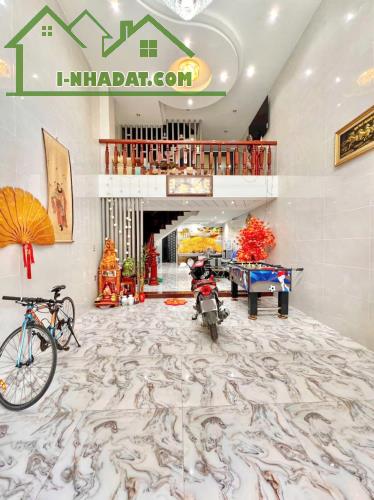 Nhà mới nội thất Châu Âu khu biệt thự Kiều Đàm, Q7 giá 13.5 tỷ (TL)
