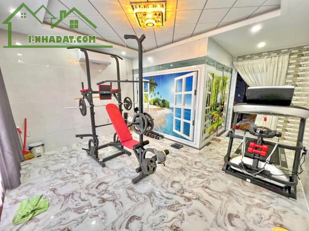 Nhà mới nội thất Châu Âu khu biệt thự Kiều Đàm, Q7 giá 13.5 tỷ (TL) - 1
