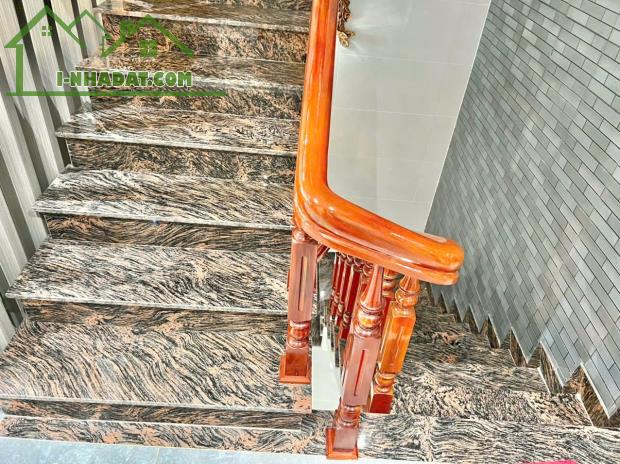 Nhà mới nội thất Châu Âu khu biệt thự Kiều Đàm, Q7 giá 13.5 tỷ (TL) - 3