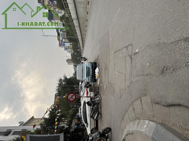 NHÀ  4T VUÔNG ĐẸP 48M2,CÁCH Ô TÔ 30M KHU TRẦN KHÁT CHÂN - HBT - 2