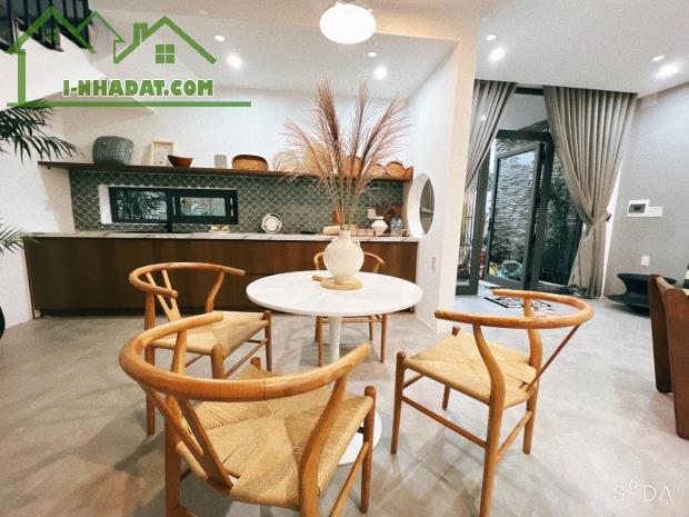 Bán nhà 2 tầng Full nội thất, Kiệt ôtô 106 Minh Mạng, phường Thủy Xuân, TP Huế, chỉ 2,2 tỷ - 5