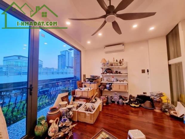 HOA HẬU MẶT PHỐ MINH KHAI -5 TẦNG THANG MÁY - LÔ GÓC - VỈA HÈ RỘNG -NHÀ ĐẸP THIẾT KẾ ĐẲNG - 1