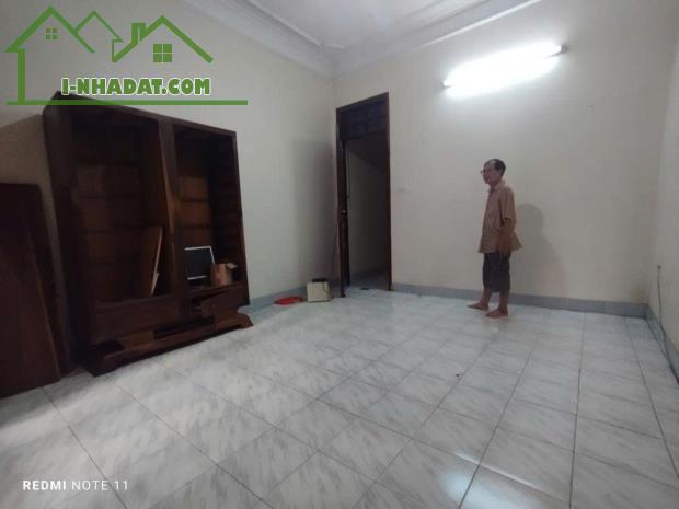 Giá giật mình! bán nhà Hoàng Hoa Thám Ba Đình DT70m2-5T-MT4m-Ô tô tránh các 50m - 2