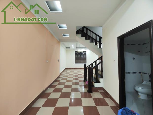 Cho thuê nhà phố Bạch Mai, quận Hai Bà Trưng 85m x 4.5T, MT 4.8M giá 26 triệu - 4