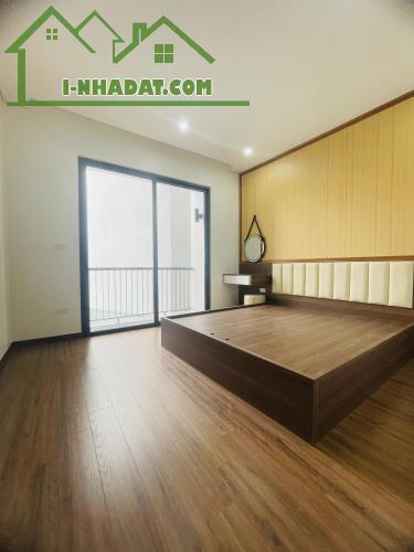 BÁN NHÀ SIÊU ĐẸP THẠCH BÀN 32M2 5T NỞ HẬU, Ô TÔ ĐỖ CẠNH NHÀ, NHỈNH 6 TỶ - 3