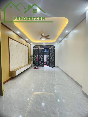 BÁN NHÀ XÂY MỚI PHỐ NGỌC TRÌ THẠCH BÀN 35M2 5T Ô TÔ ĐỖ CỔNG NHỈNH 6 TỶ - 2