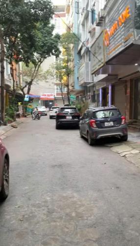 Cho thuê nhà riêng Dương Khuê, Cầu Giấy 40m x 5T, 8 phòng giá 20 triệu, vỉa hè, ô tô tránh - 1